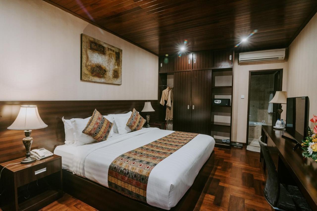 Arthur Suites By Mahavilas Kuta Lombok Eksteriør bilde